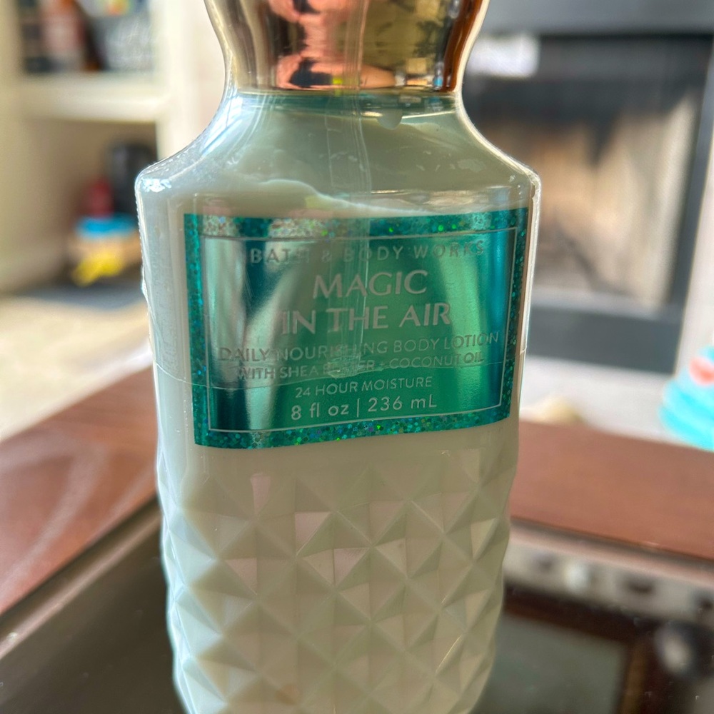 Bath & Body Works Magic in the Air Lotion NWOT Unused Sealed